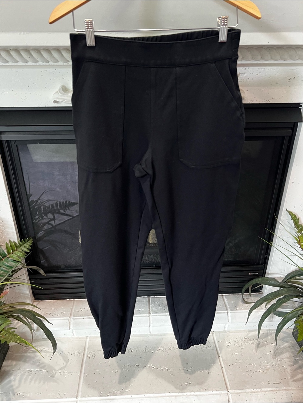EUC!!! SPANX Perfect Pant Jogger